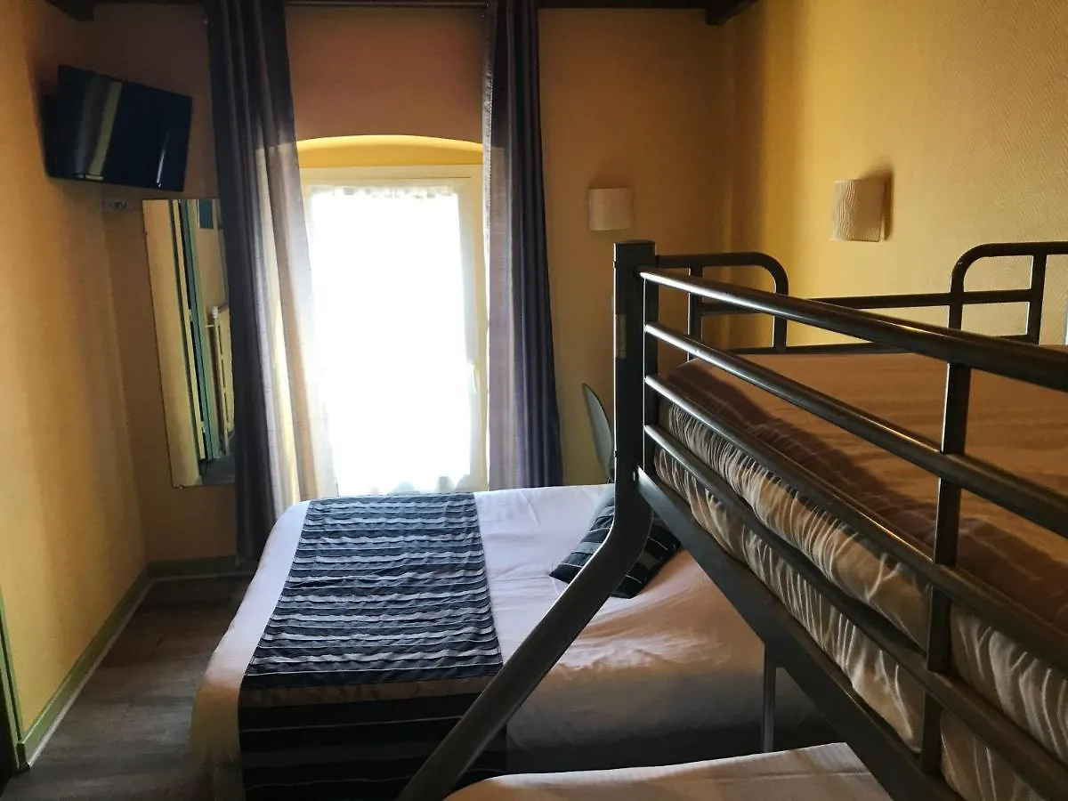 Hotel Magdeleine 로만스수르아이져 프랑스