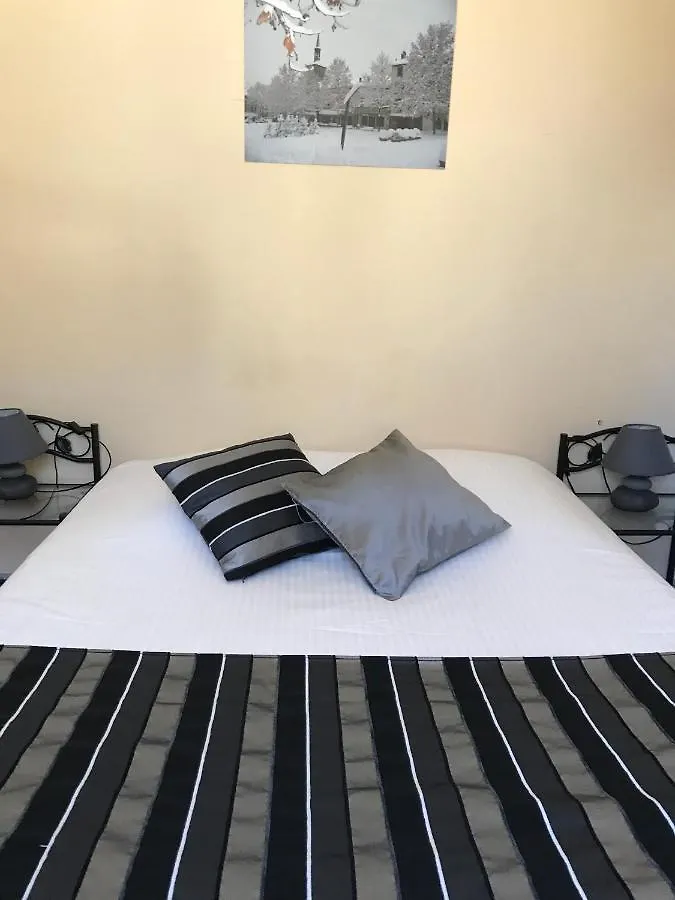 Hotel Magdeleine 로만스수르아이져