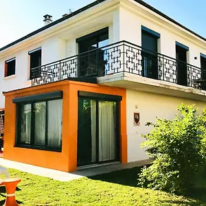 La Maison Pop Meublé Indépendant Avec Jardin Romans-sur-Isère