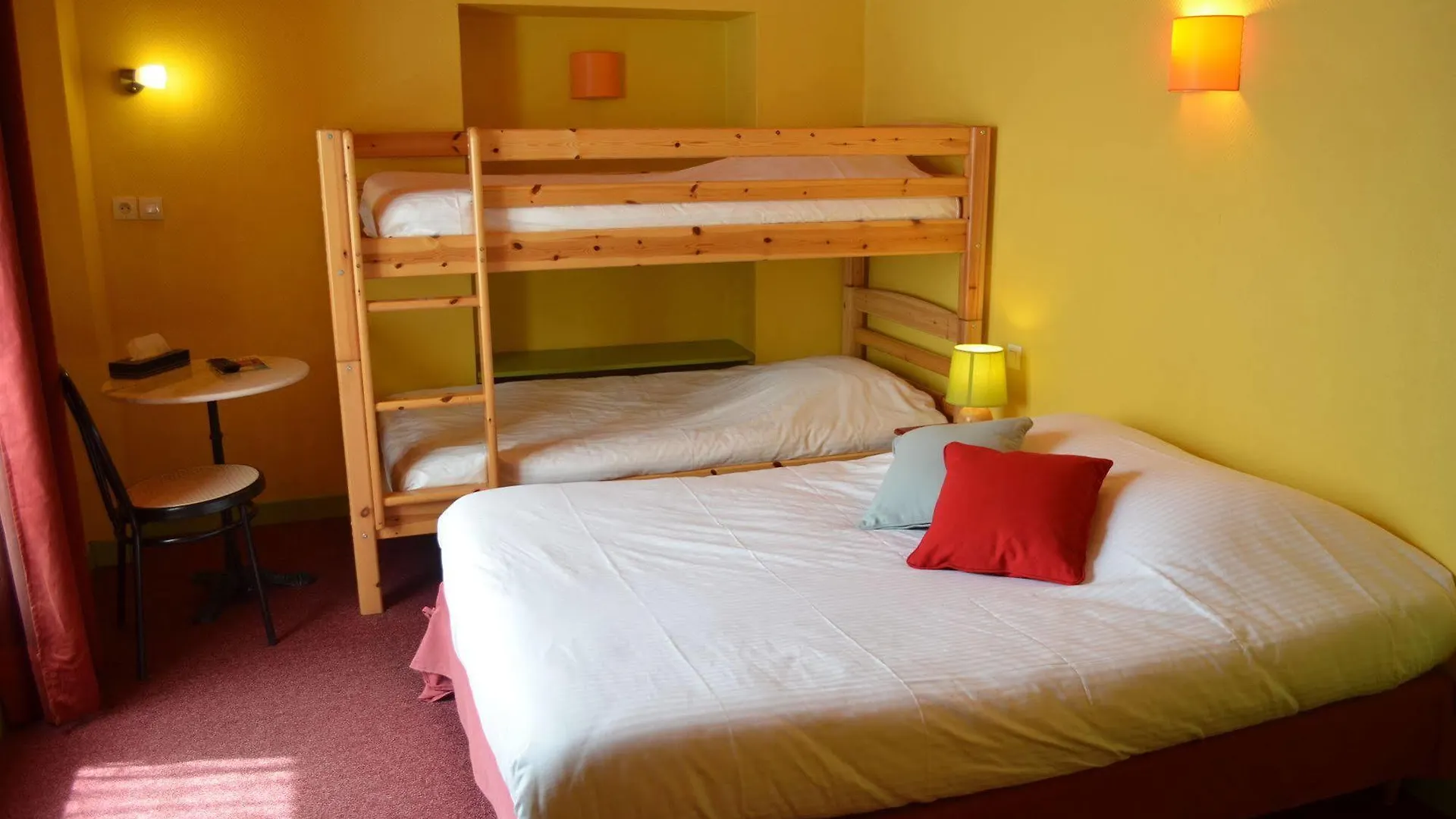 Hotel Magdeleine Romans-sur-Isère