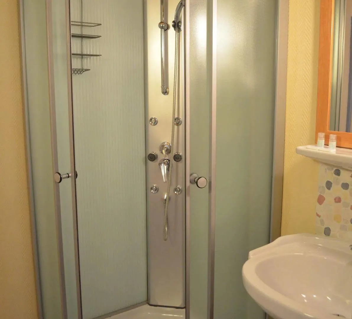 Hotel Magdeleine Romans-sur-Isère 3*,  Frankrijk